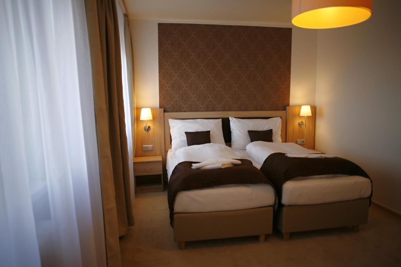 Loučná pod Klínovcem Hotel Pod Vlekem מראה חיצוני תמונה