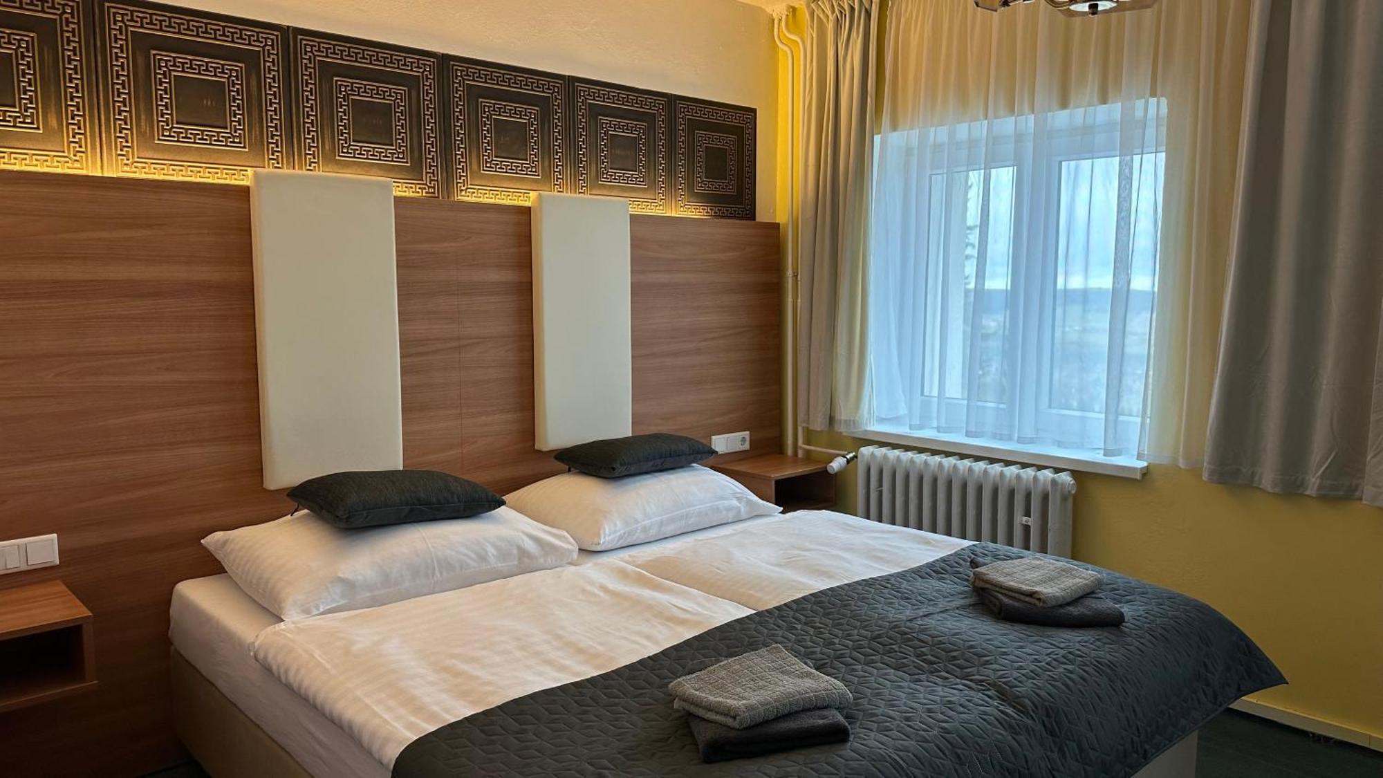 Loučná pod Klínovcem Hotel Pod Vlekem מראה חיצוני תמונה